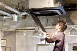 天井埋め込み式エアコン　1，2，4方向　駐車料金自社負担