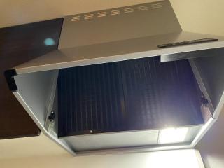 気になるけど中々手が出ない・・・レンジフード・換気扇をプロがお掃除
